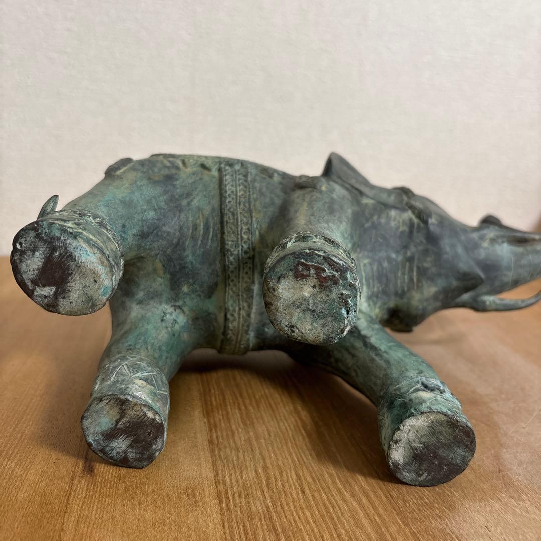 象の置物　青銅
