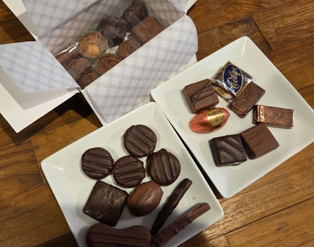 BERNACHON　ブラック＆ミルク・アソート・ボックス　パレドール