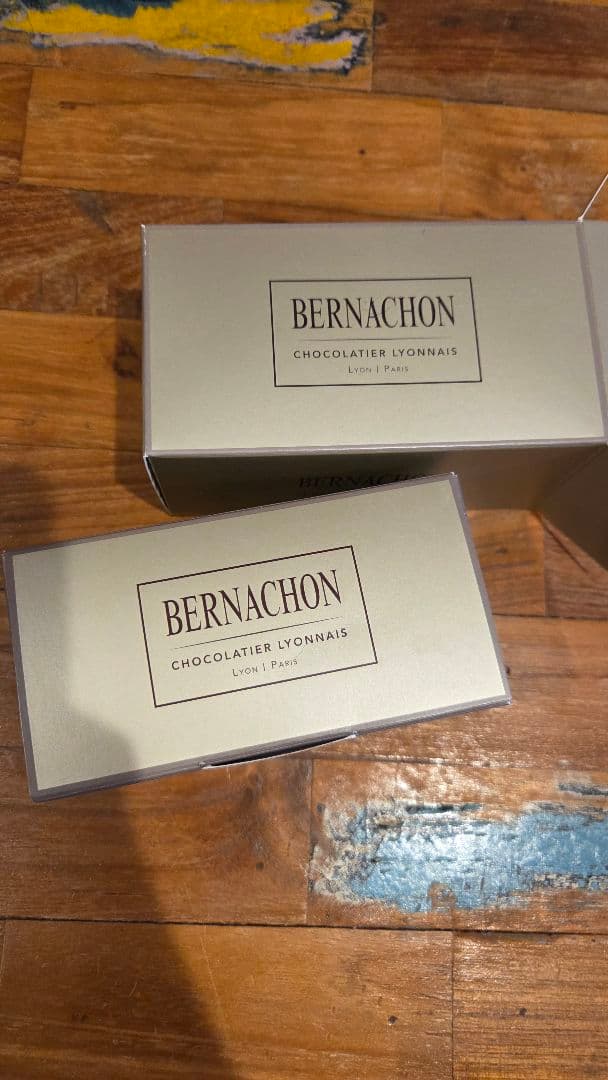 BERNACHON　ブラック＆ミルク・アソート・ボックス　パレドール