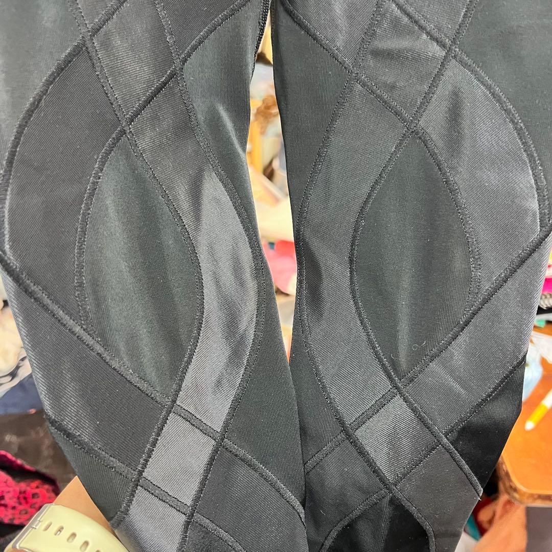 美品　CW-X ジェネレータータイツHZY339 Sサイズ　ウィメンズ