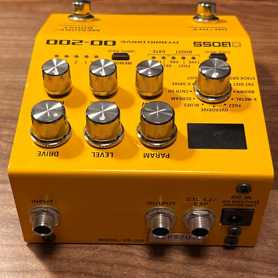 【送料無料・匿名配送】BOSS OD-200 ハイブリッドドライブ【中古品】
