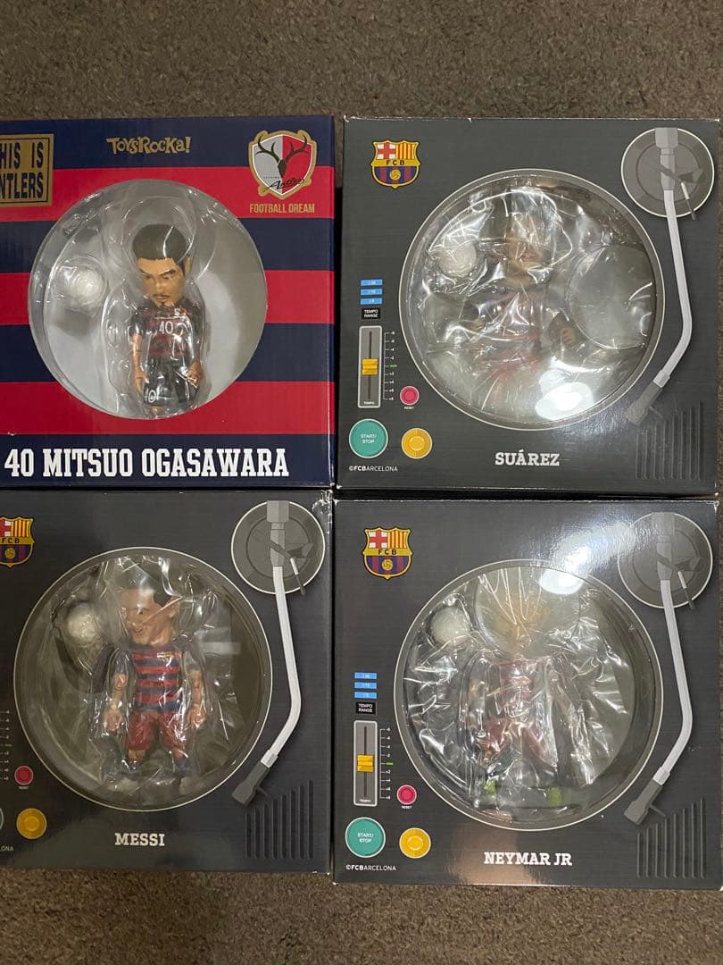 FCバルセロナメッシ&ネイマール&スアレス＆アントラーズ小笠原満男トイズロッカ