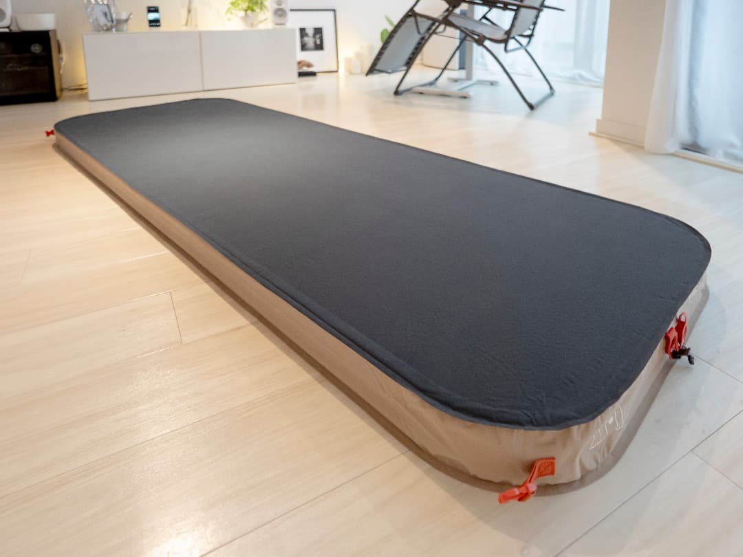 QUECHUAケシュアインフレーターマットULTIM COMFORTシングル美品