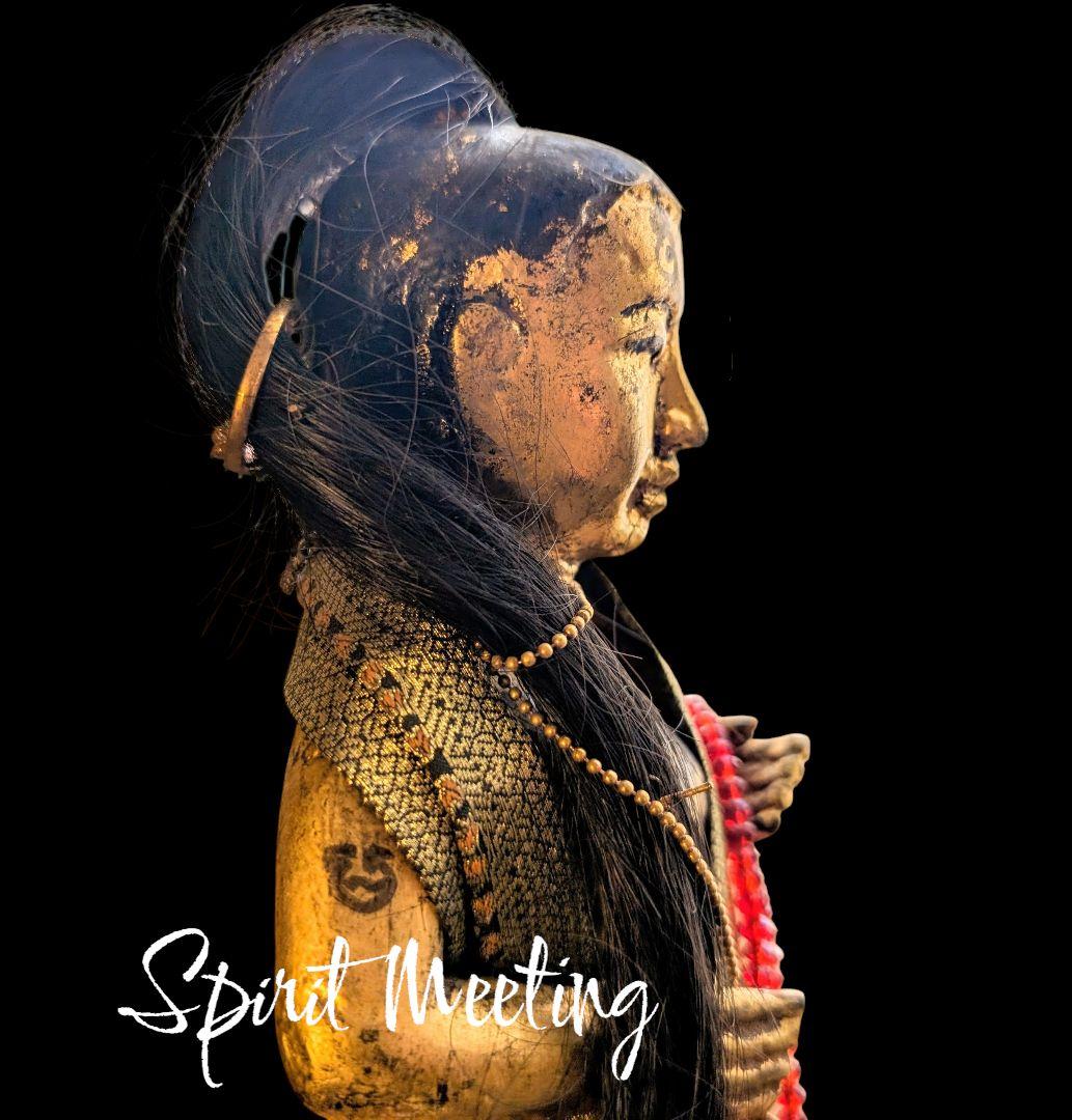 ミャンマー　ナッちゃん　ナット　精霊信仰　女性霊供養像　呪物