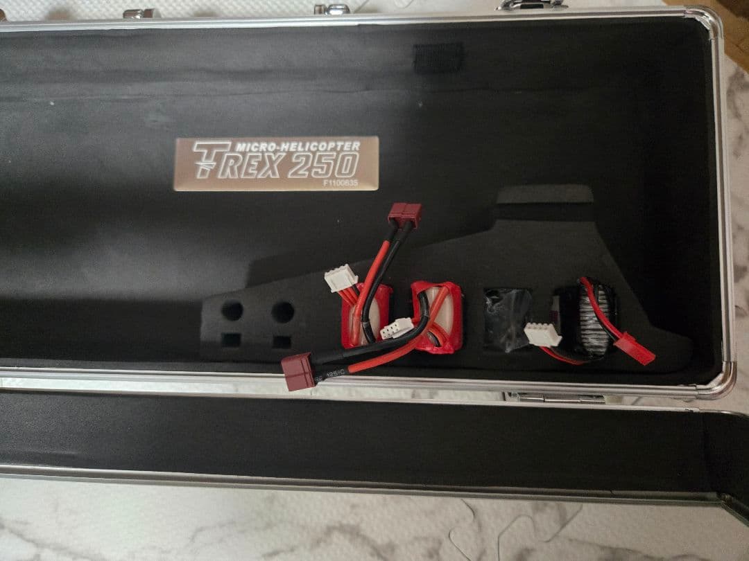 ラジコンヘリ・プロポ付　セット　T-REX250　+T6J