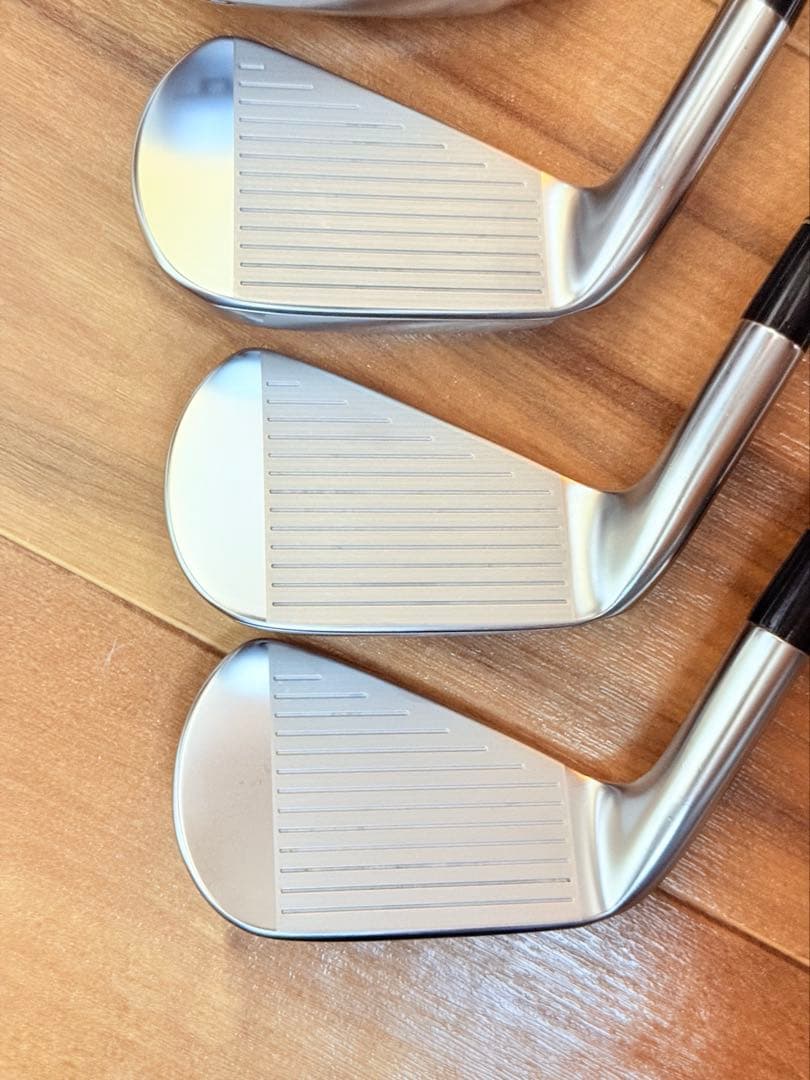 【美品】スリクソン　zxi5 DGmid 115S 5-pw