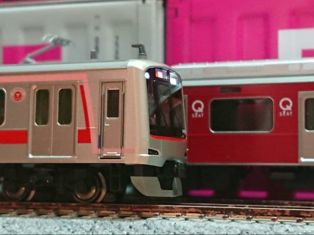 Nゲージ KATO 東急 5050系 Qシート組み込み