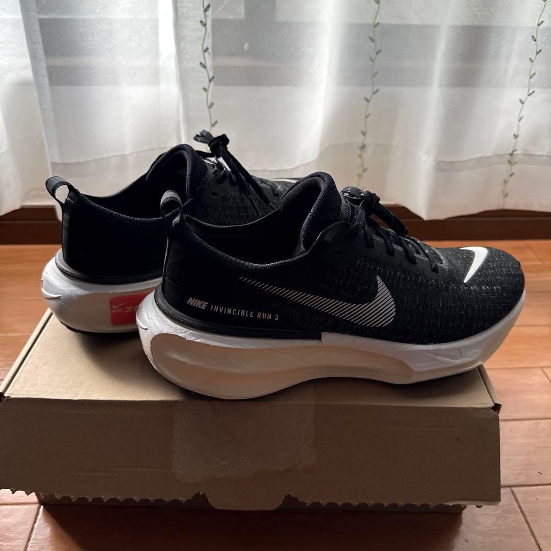 Nike Invincible Run ブラック 28.0cm