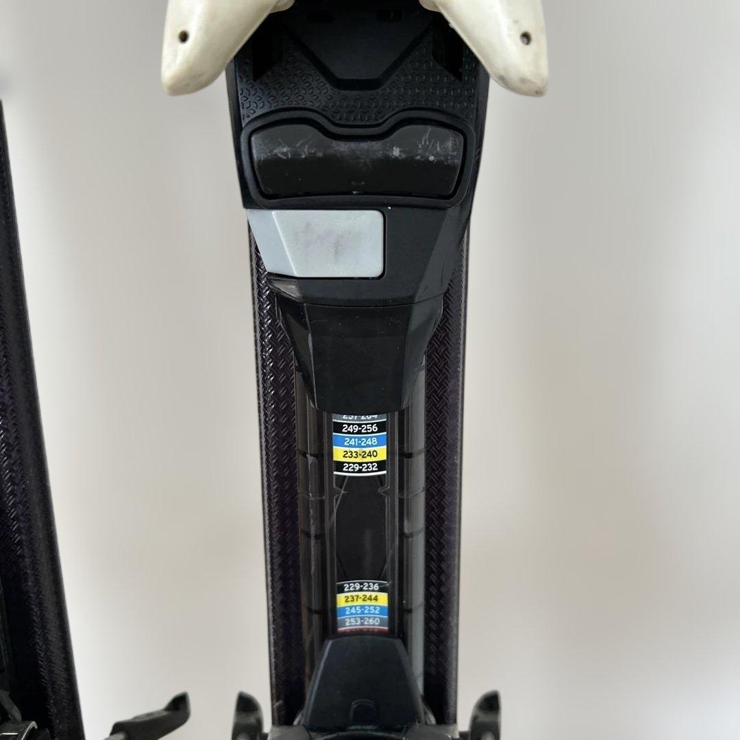 サロモンスキー板 ブラック/グリーン