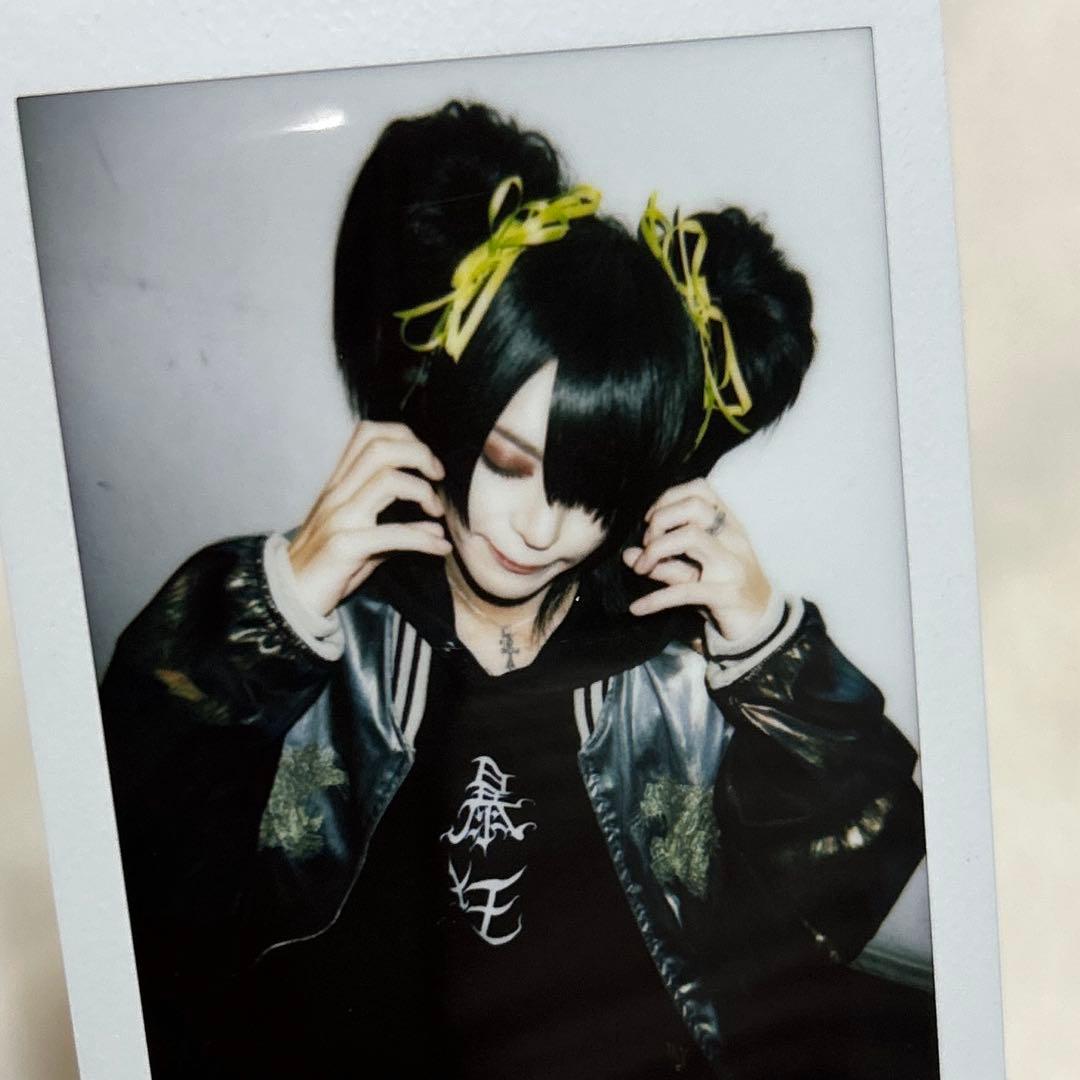 甘い暴力 咲 チェキ