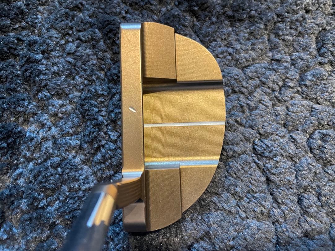 BETTINARDI Queen B #11 パター