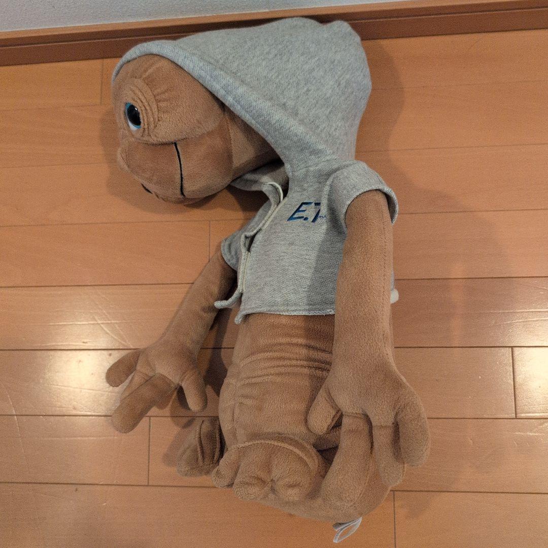 [E.T.]　特大フード付きぬいぐるみ　約55cmのサイズ