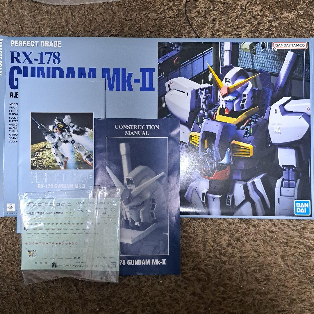 PG 1/60 ガンダムMk-II プラモデル　ガンプラ　組み立て済み +18体