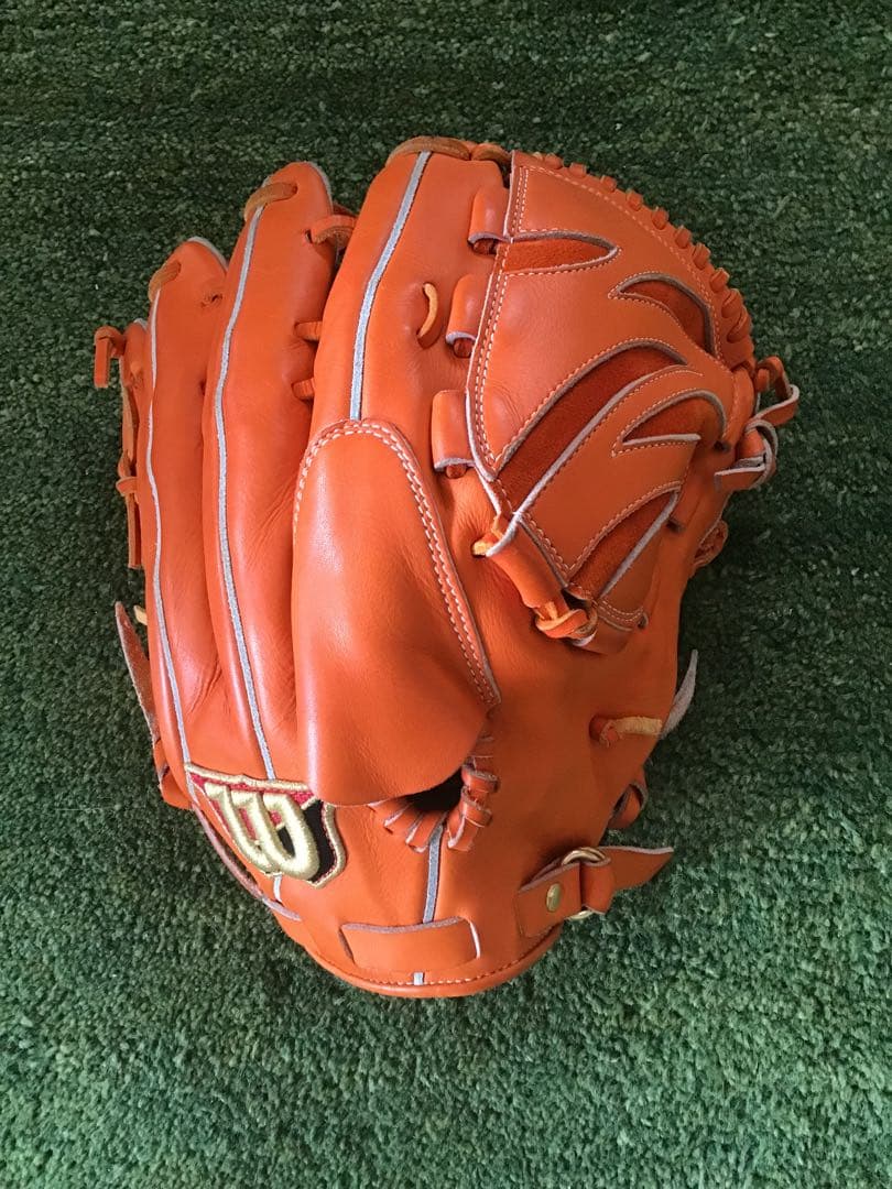 硬式用グローブ　ウィルソンスタッフ　投手用　磯貝流湯もみ型付