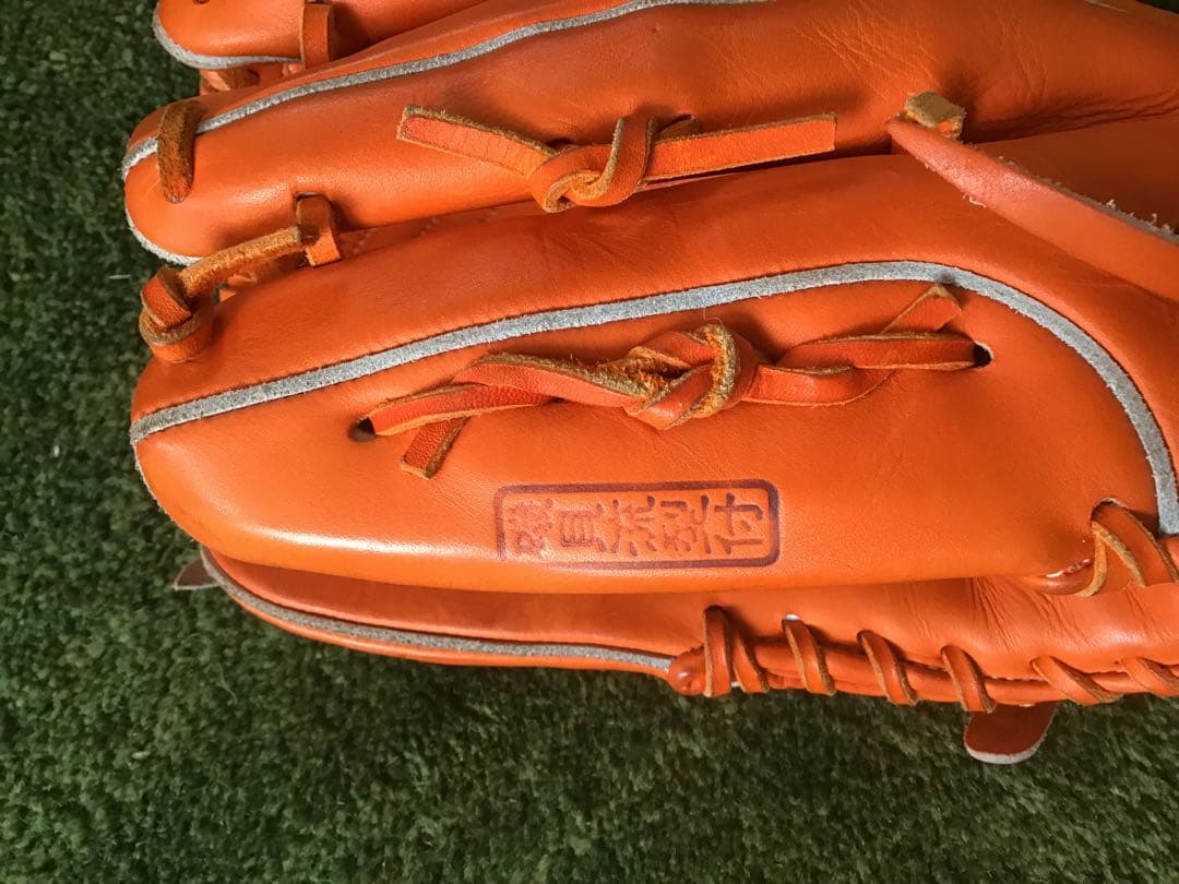 硬式用グローブ　ウィルソンスタッフ　投手用　磯貝流湯もみ型付
