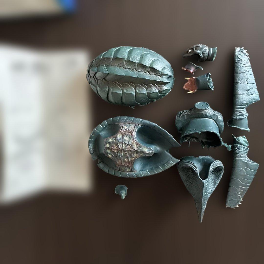 ガメラ2レギオン襲来飛行タイプ HOBBYTSUKLDA p.v.cモデルキット