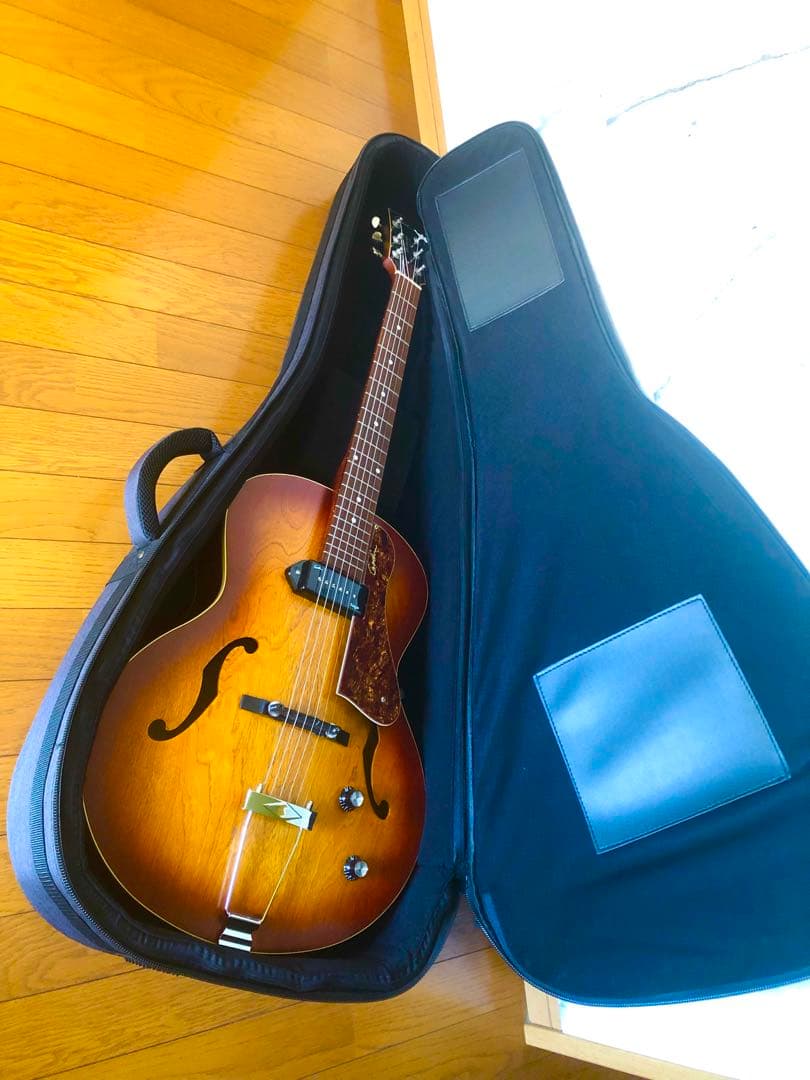 ゴダン5th Avenue Kingpin P90 Cognac Burst