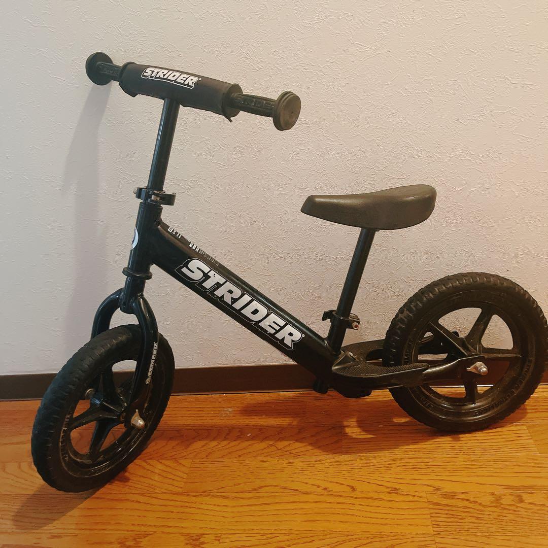 正規品　STRIDER 12 スポーツモデル　黒　ストライダー