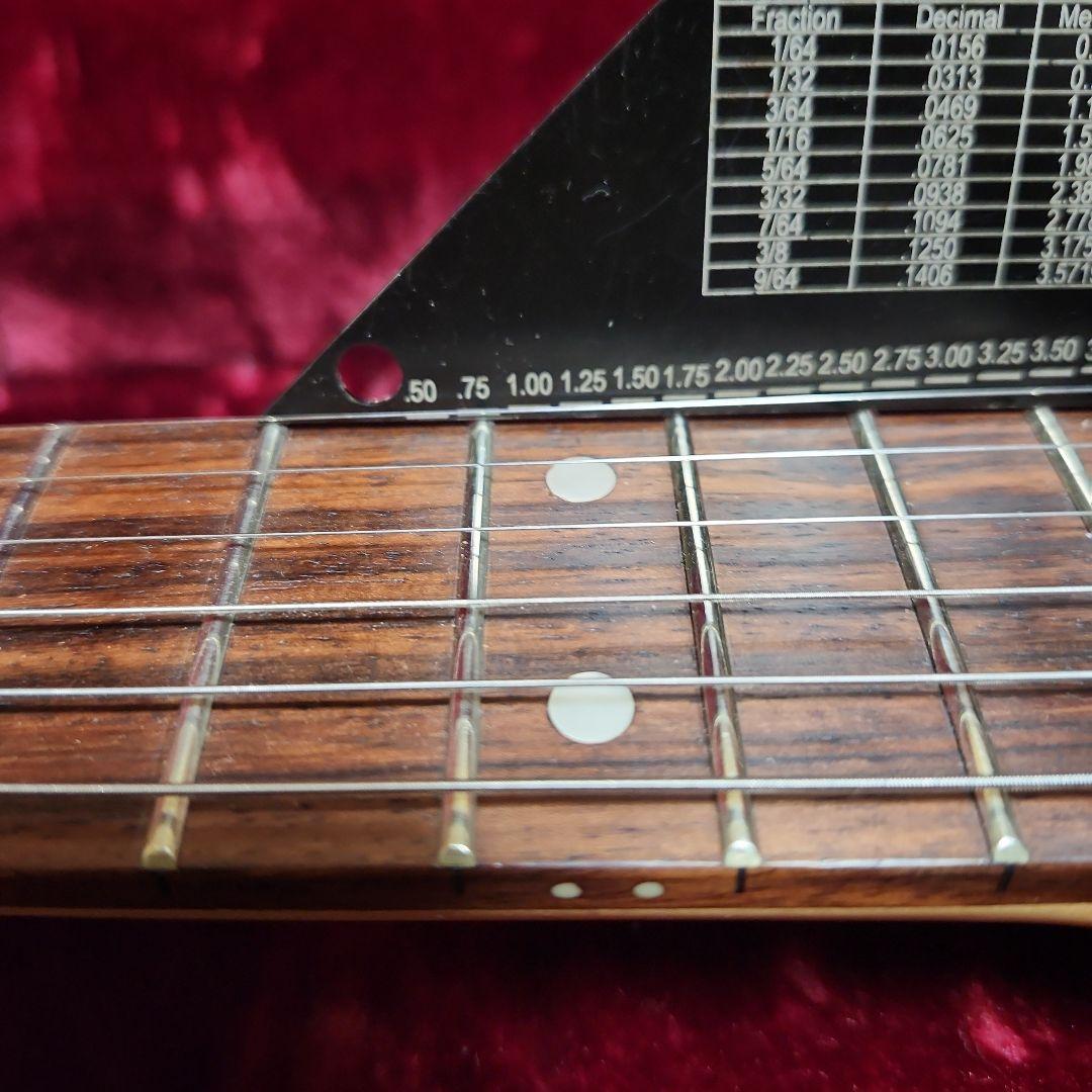 Mavis by ishibashi ストラトタイプ レッドメタリック