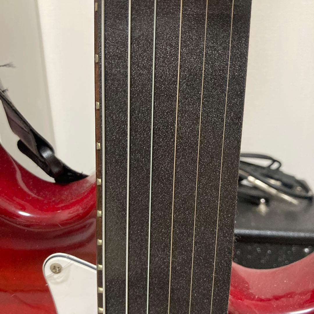 エレキギター 赤