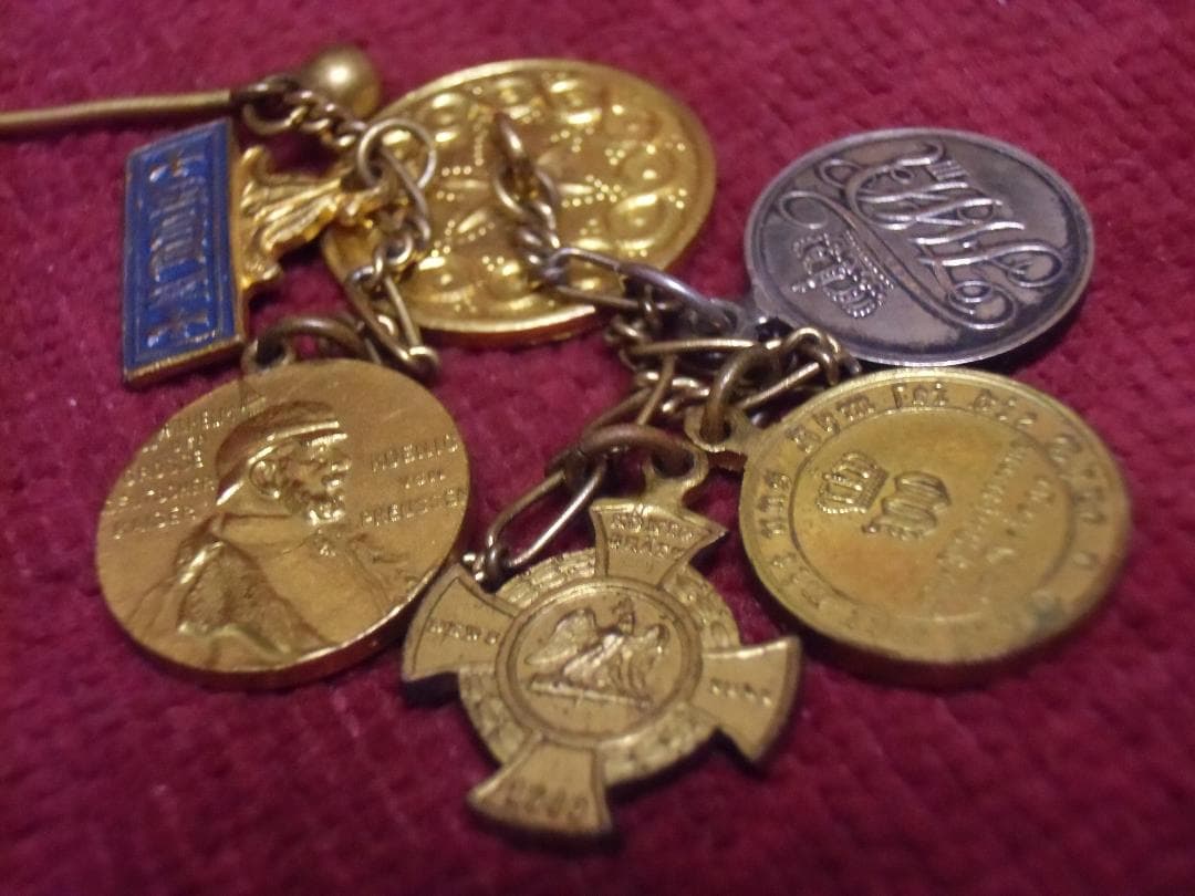 Ｗ帝政ドイツ軍/プロイセン王国＊５連ミニチュア襟ボタン穴チェーン勲章（実物）