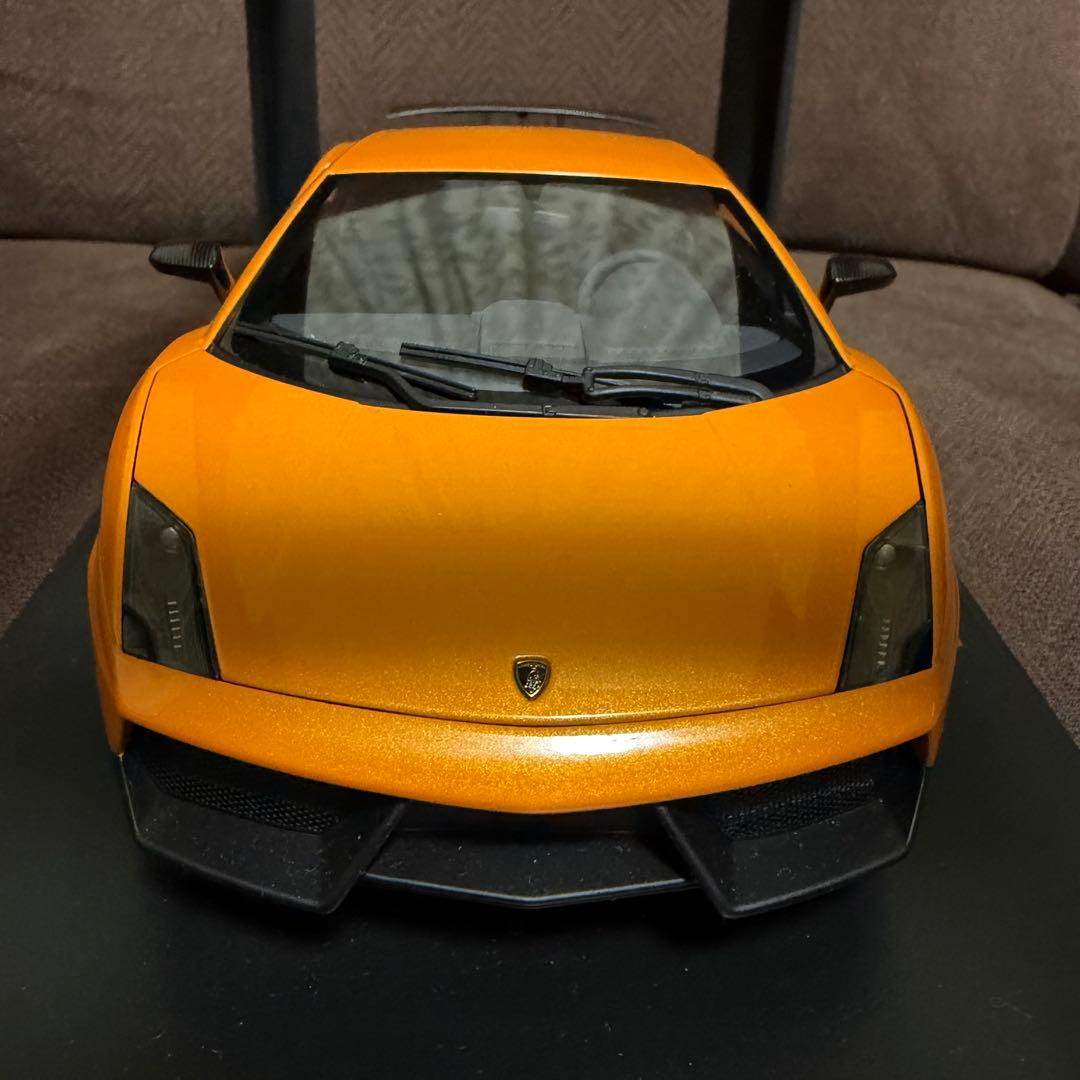 ハチハチAUTOart Lamborghini Gallardo