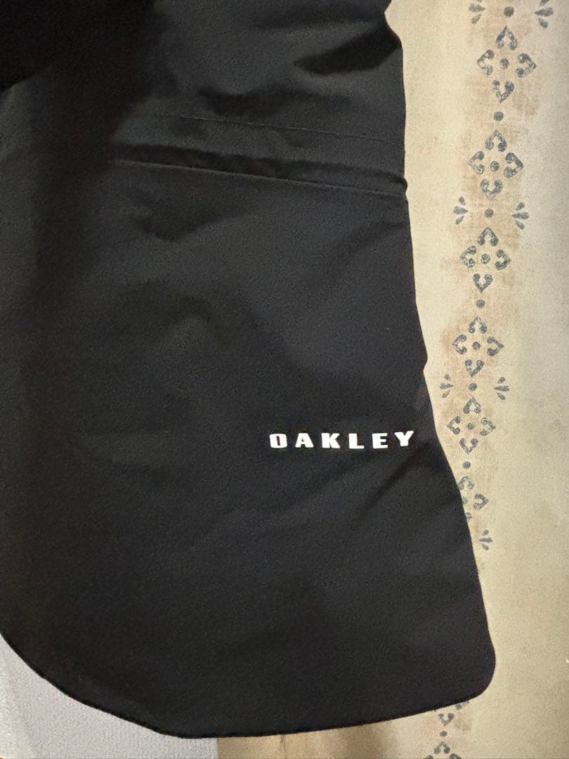 オークリー　スノボウェア　ジャケット