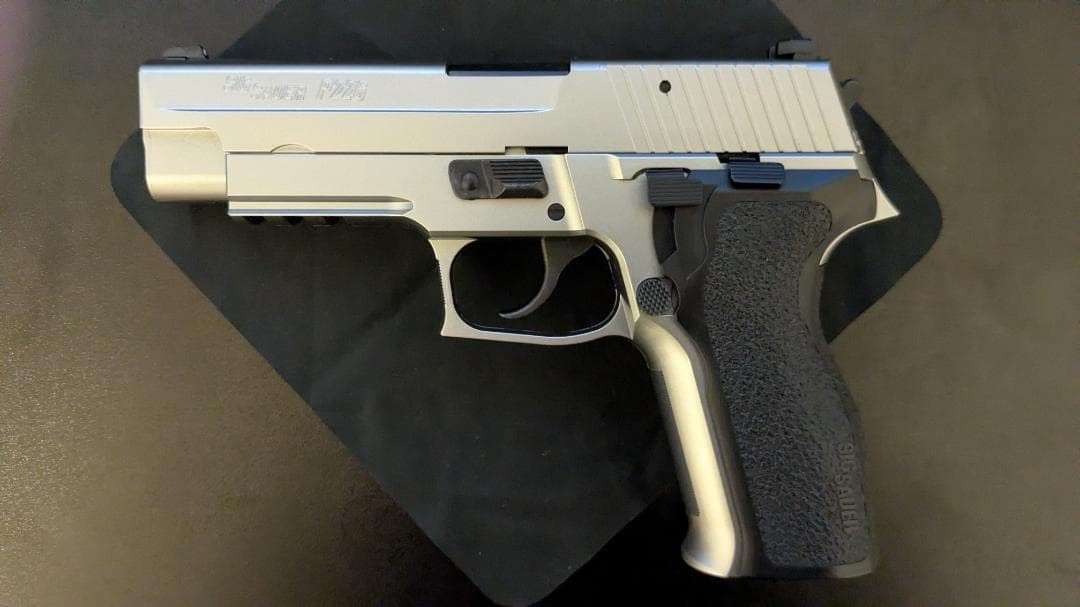 SIG SAUER P226 E2 ガスブローバック