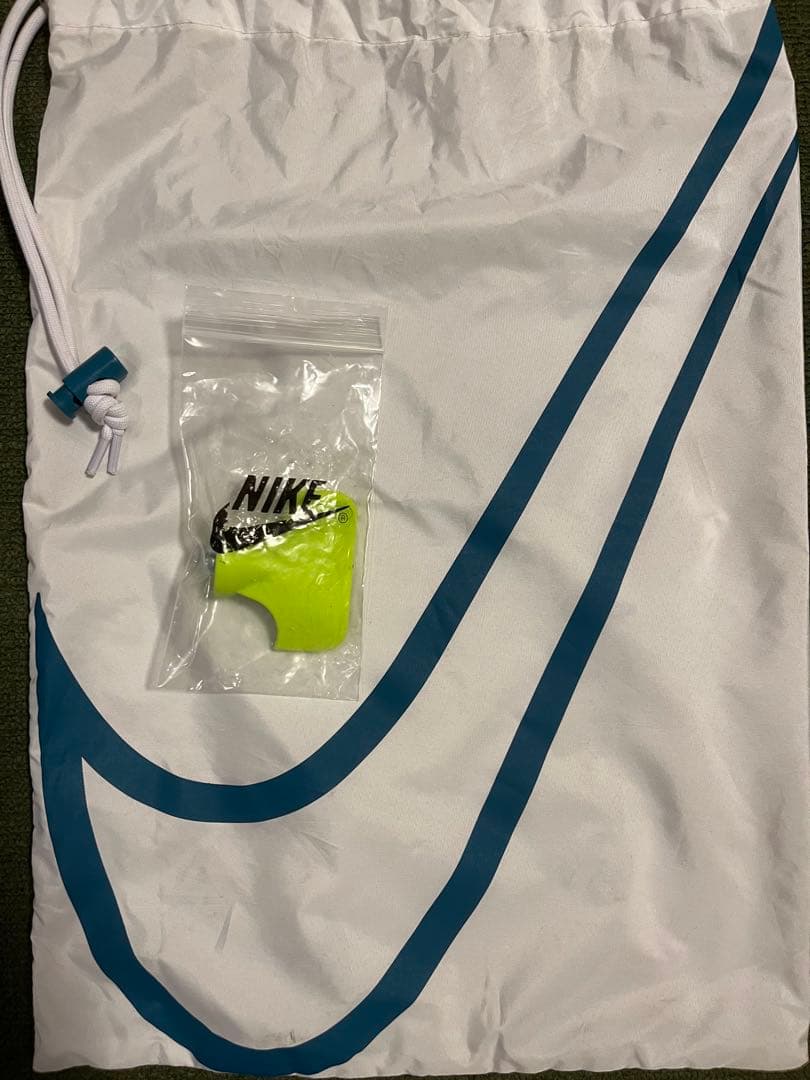 陸上くん　NIKEドラゴンフライ2 26.5