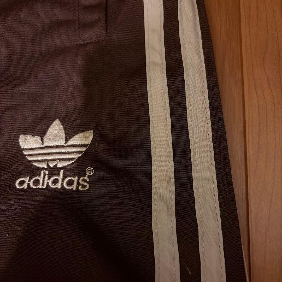 adidas トラックパンツ 80s 在原みゆ紀 茶色