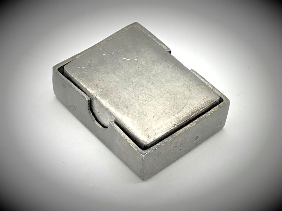 【 彫金小箱 江戸金工 】　ニッケル豆箱　手造　ケース付