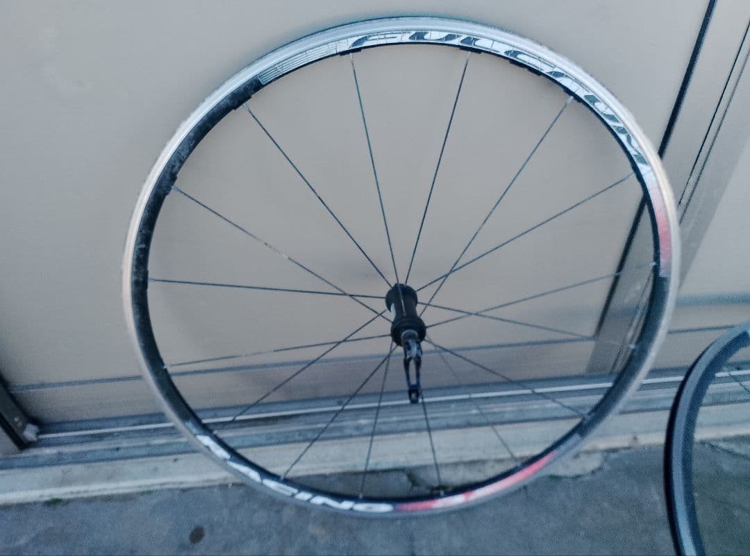 Fulcrum racing３ 700cホィール エンド幅 約100/130