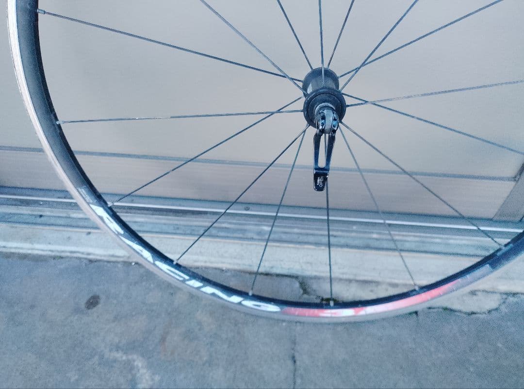 Fulcrum racing３ 700cホィール エンド幅 約100/130