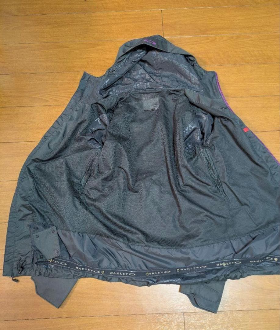 OAKLEYスキーウェア送料無料‼️
