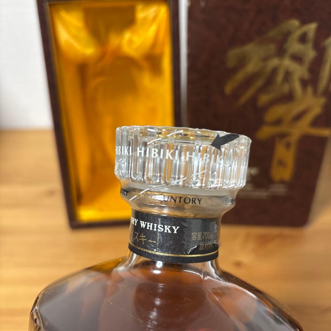 サントリーウイスキー　響21年　旧ボトル　金キャップ　裏ゴールドラベル　箱付き