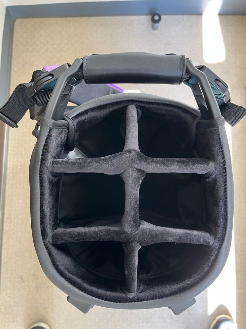 【値下げ！】【未使用】【限定】コブラ　キャディバッグ（ベゼル）