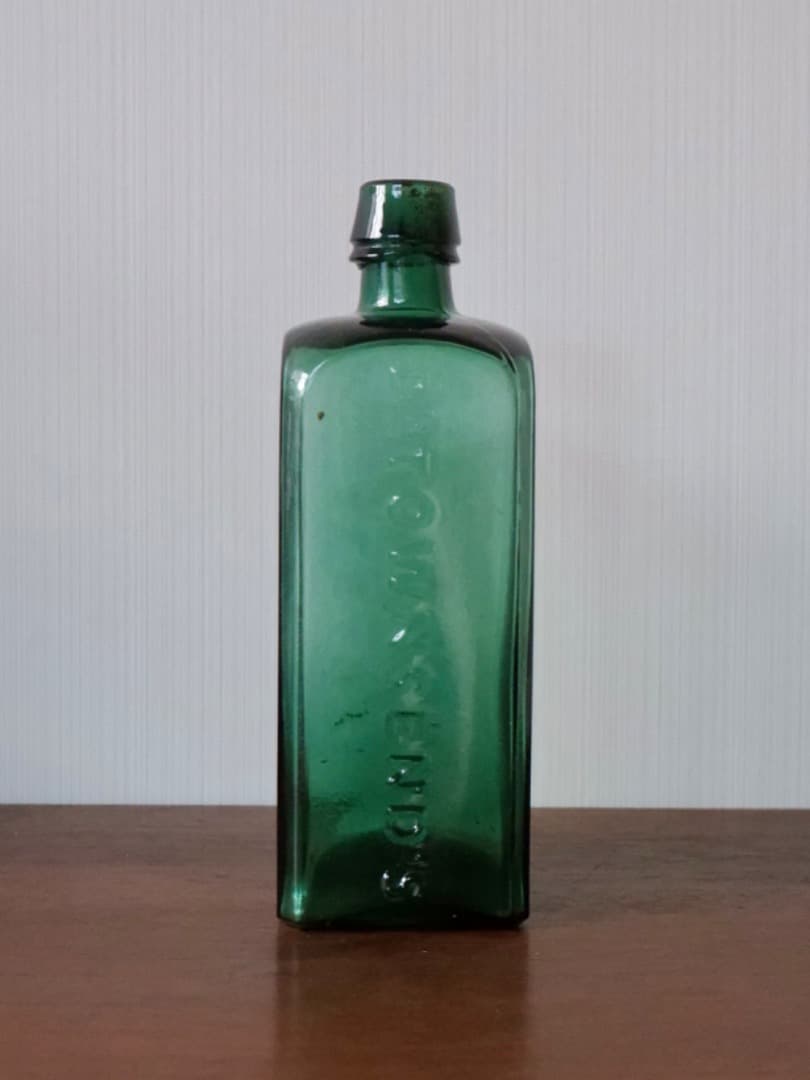 Dr. Townsend’s　薬瓶　ガラス　19世紀　古道具　Q2285