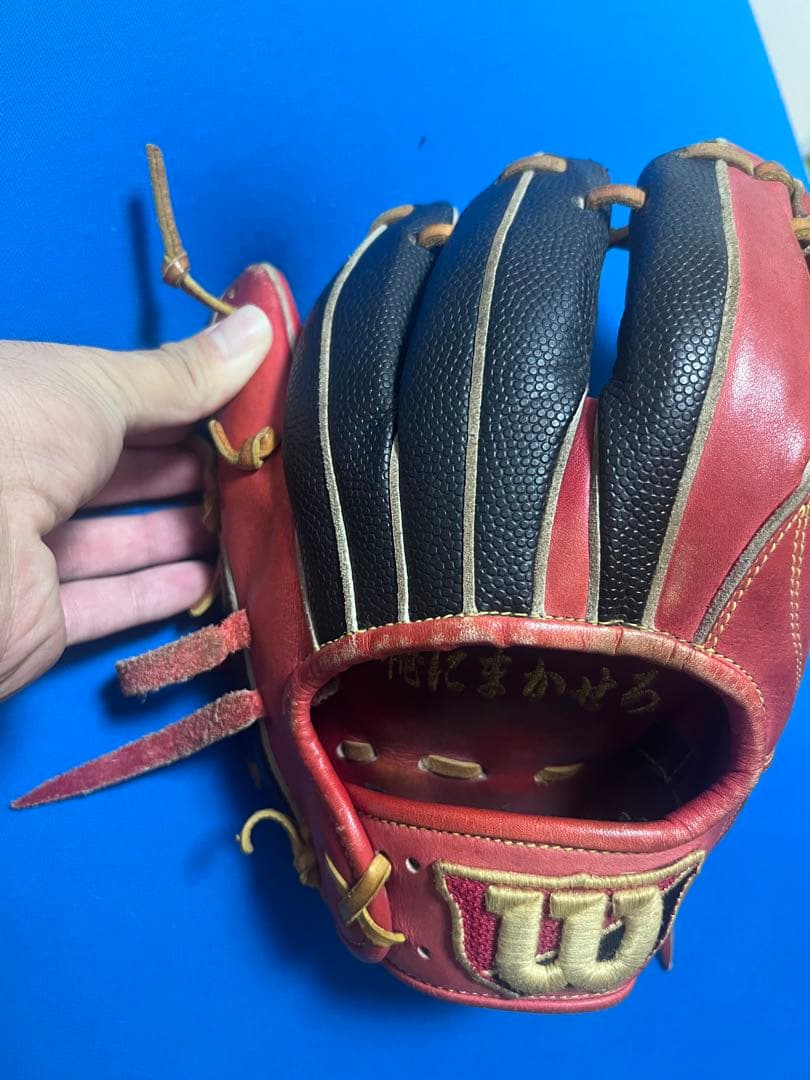 Wilson 硬式グローブ レッド ブラック