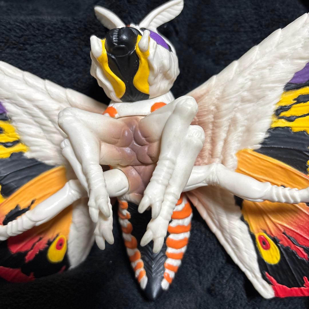 モスラフィギュア