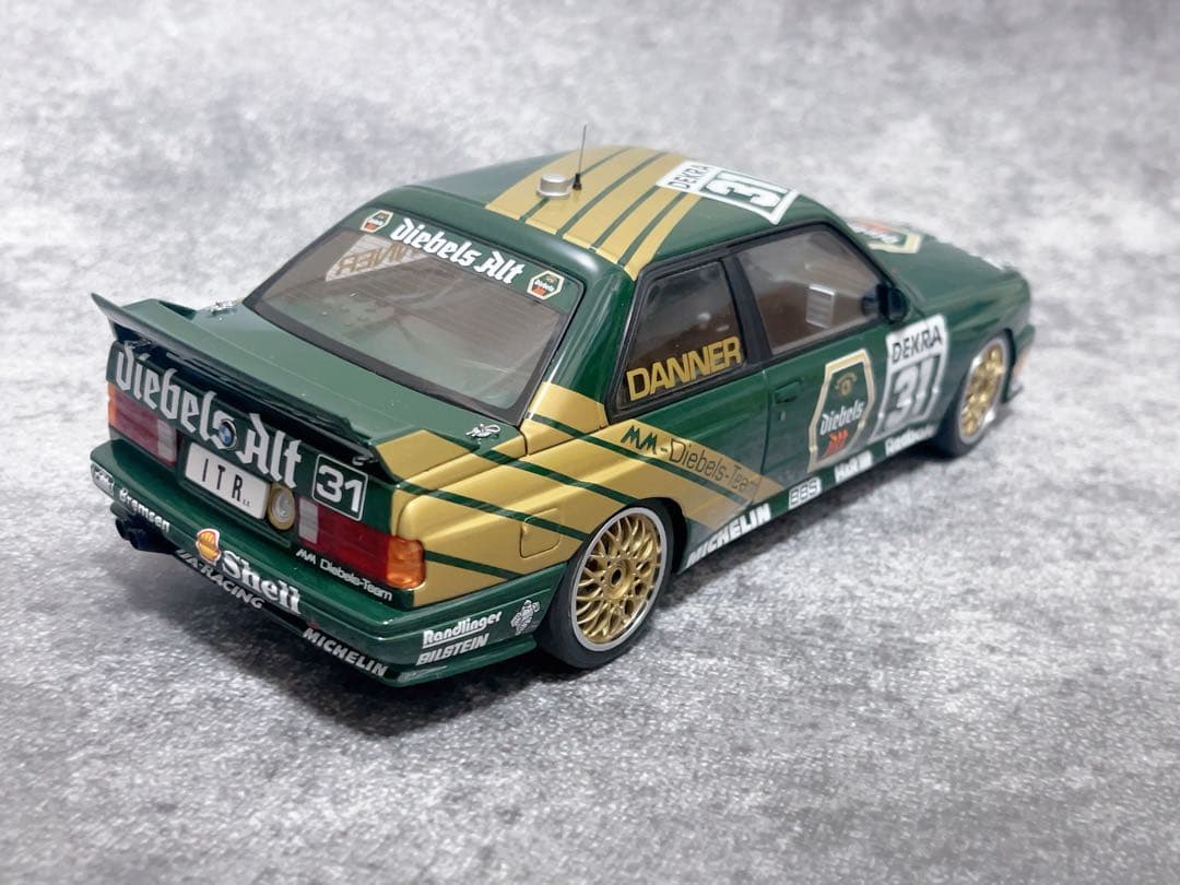 オートアート 1/18  M3(E30)DTM 1991 #31