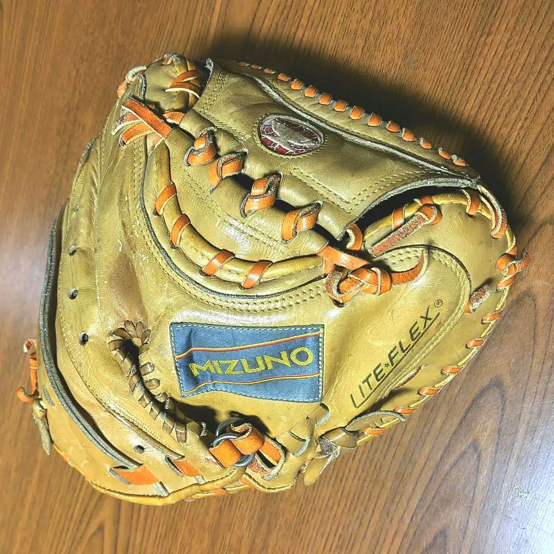 ミズノ・ワールドウィン（赤カップ）　硬式用キャッチャーミット