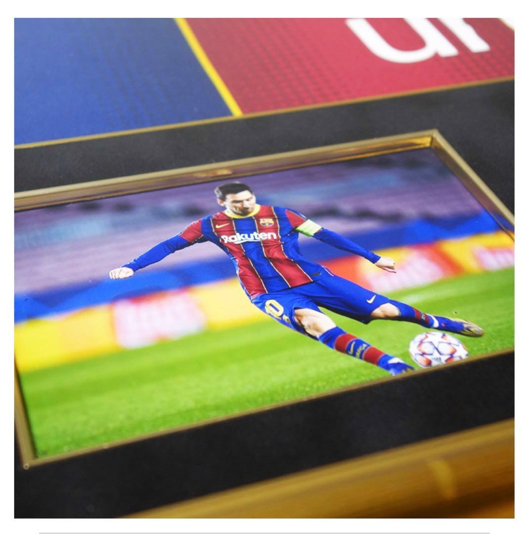 メッシ直筆サイン入りバルセロナ20/21ホームユニフォーム特製フレーム
