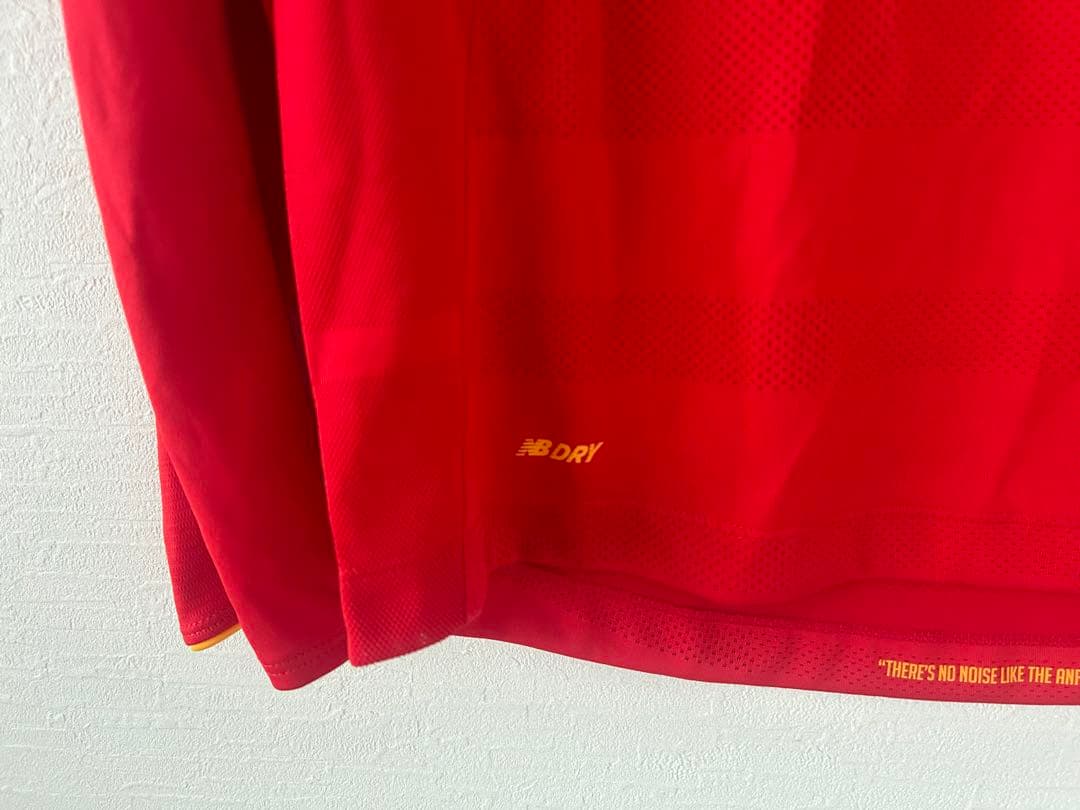 ☆新品☆送料無料☆new balance(ニューバランス)リバプールユニフォーム