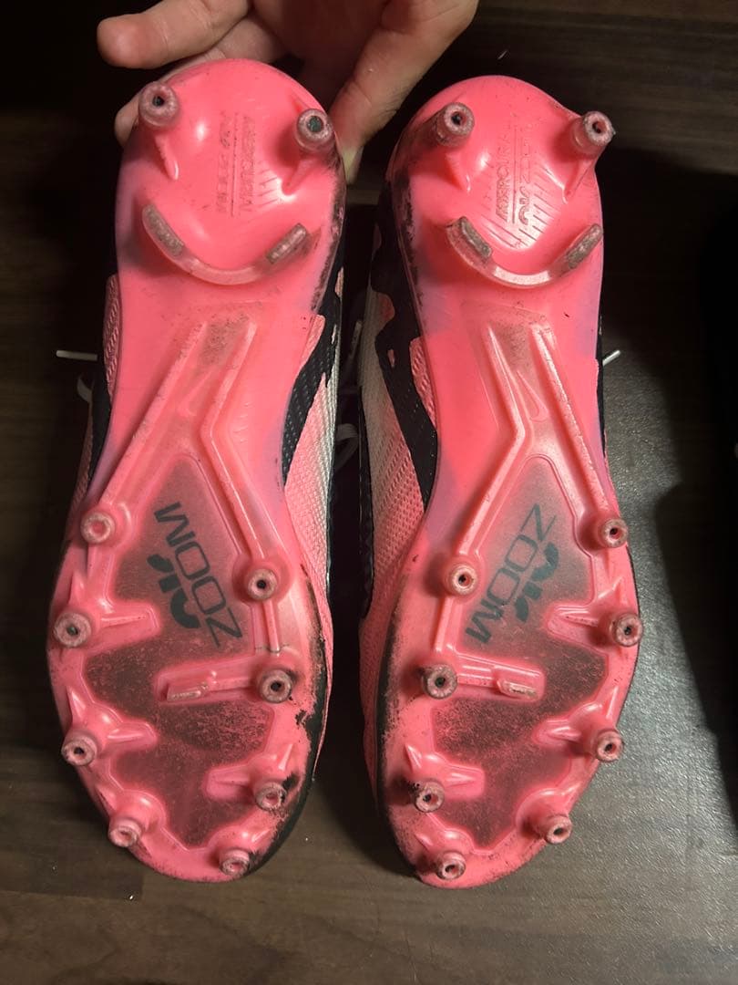 Nike Zoom サッカーシューズ ピンク NIKE マーキュリアル