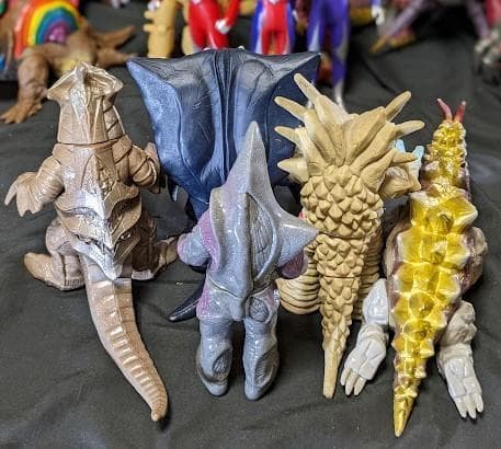 ウルトラマンティガ＆登場怪獣・宇宙人（バンダイ）ソフビフィギュア34体セット