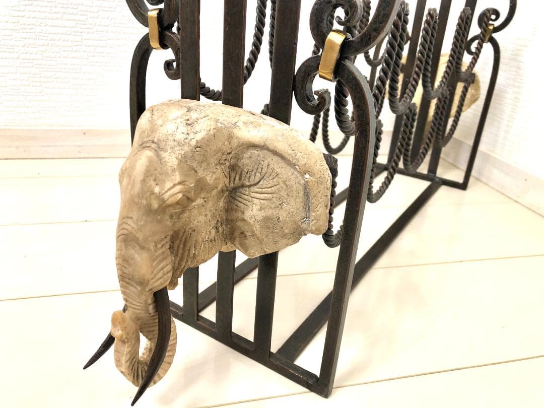【レア・アンティーク】アイアンラック 石像彫刻 ワインラック 8本収納可 象顔