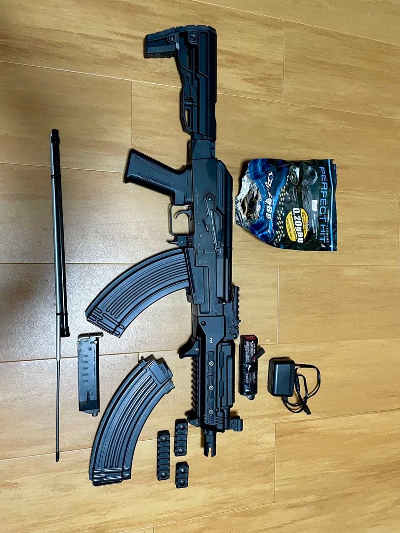次世代電動ガン ブラック 付属品付き