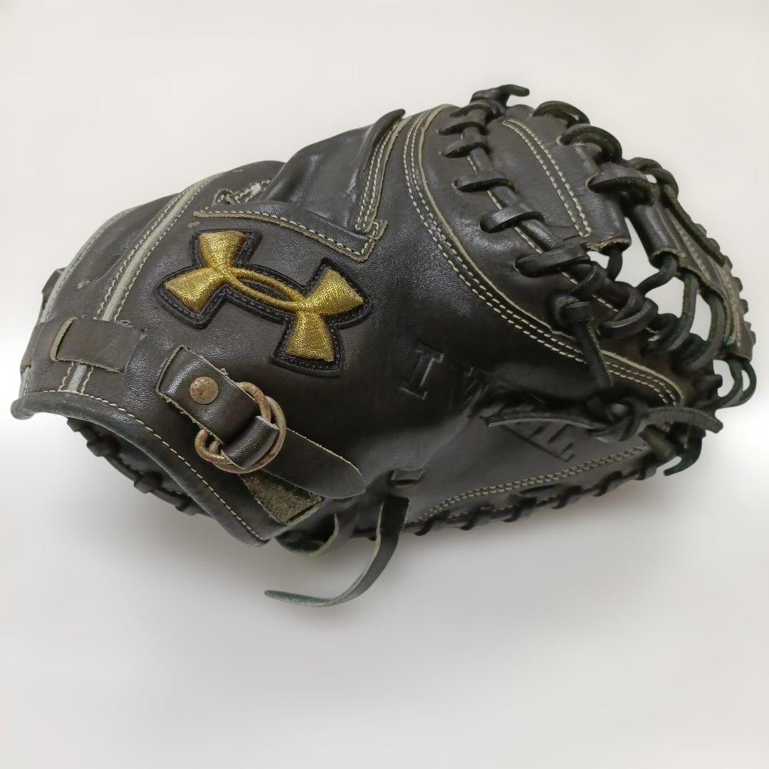 美品 UNDER ARMOUR キャッチャーミット 一般 軟式