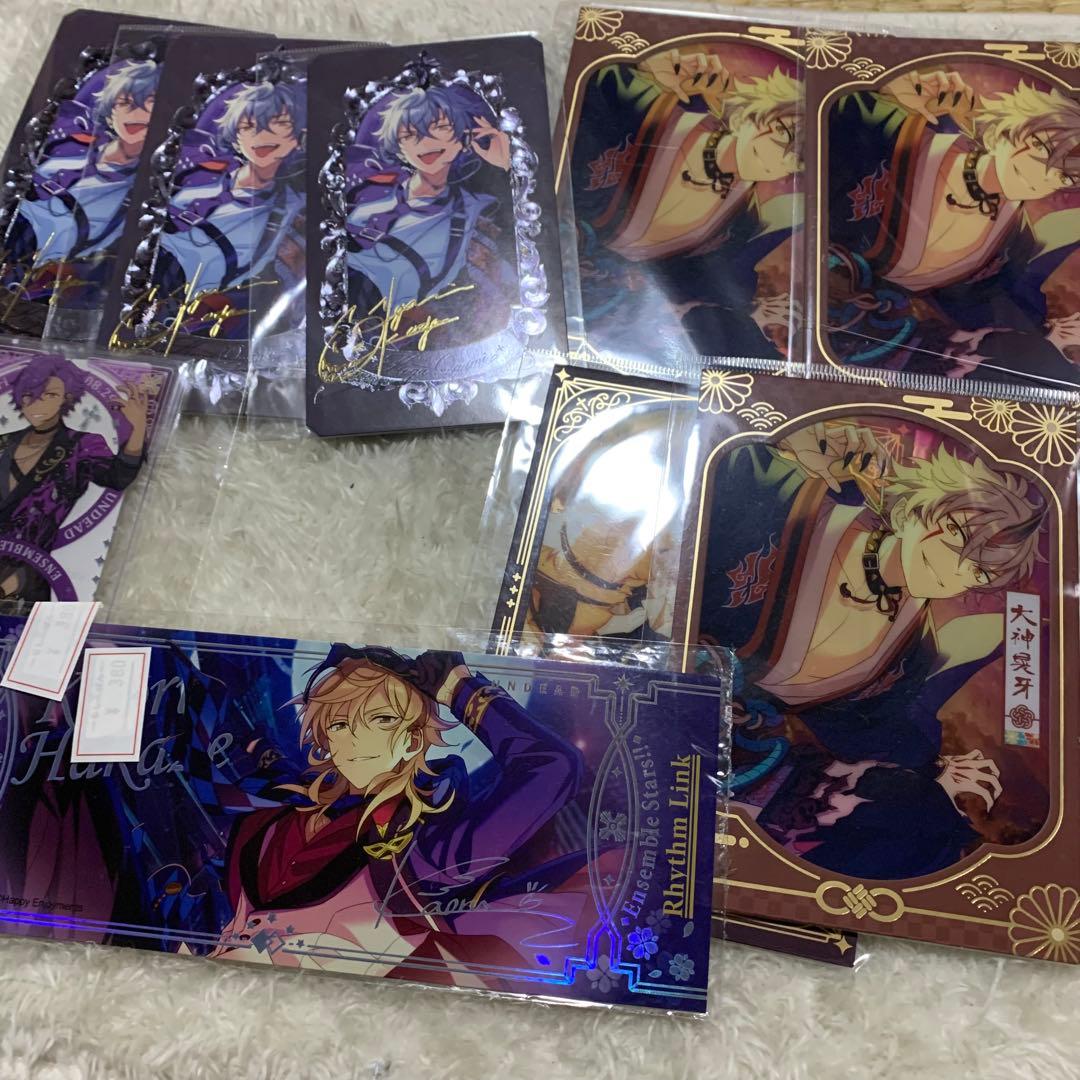 あんスタ　まとめ売り　大量　段ボール　缶バッジ