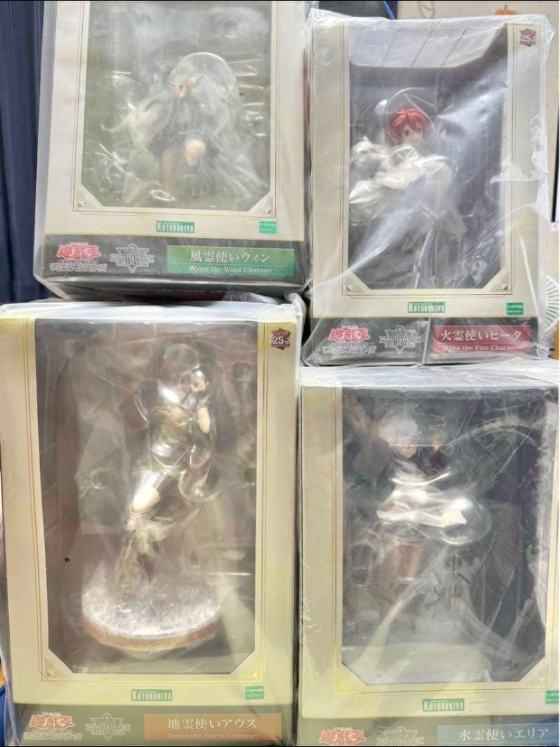 遊戯王　霊使い　フィギュア　セット　エリア　ウィン　ヒータ　アウス